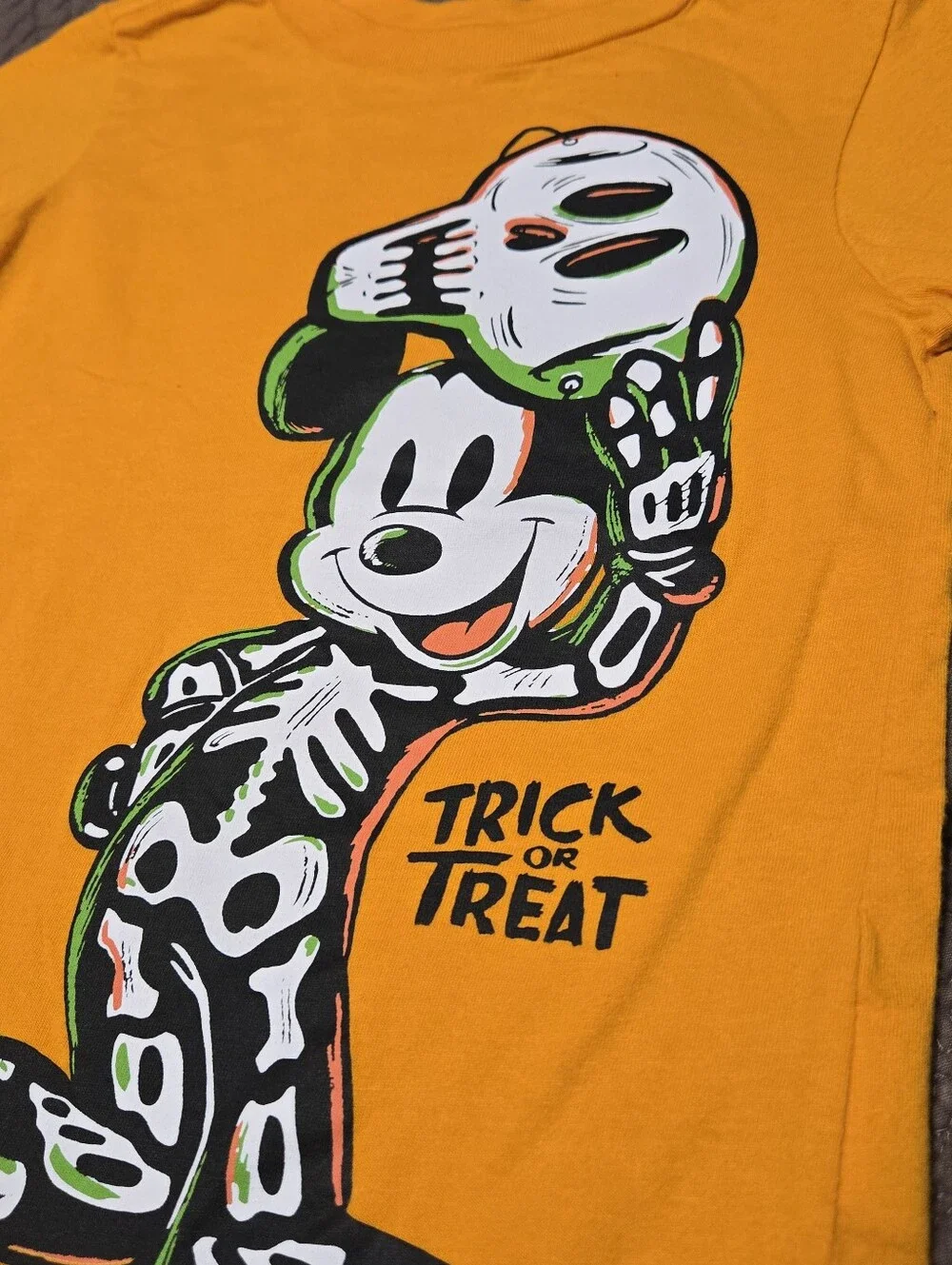 🎃Mickey Mouse Graphic T-shirt Halloween toddler size 4T